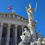 Charmante Hofwohnung Im Herzen Von Wien