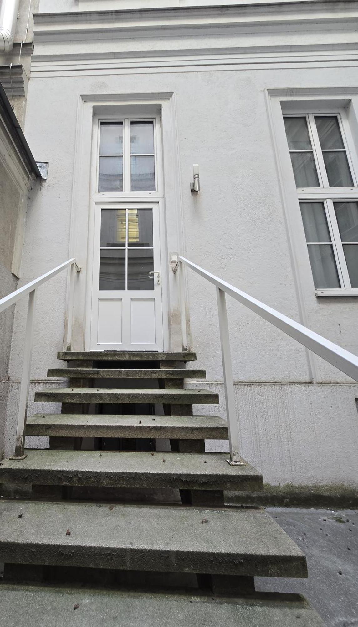 Charmante Hofwohnung Im Herzen Von * Wien